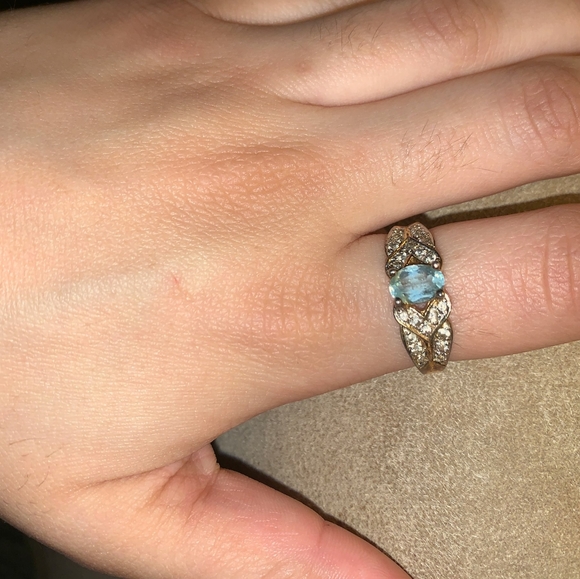 Jewelry  ring - Picture 3 of 3